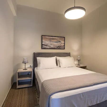 Lejlighed Two Bedroom Athena *