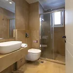 דירה Two Bedroom Athena *